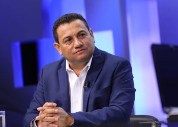 Ministro de Trabajo Rolando Castro se pone las pilas en brindar trabajo para los jóvenes