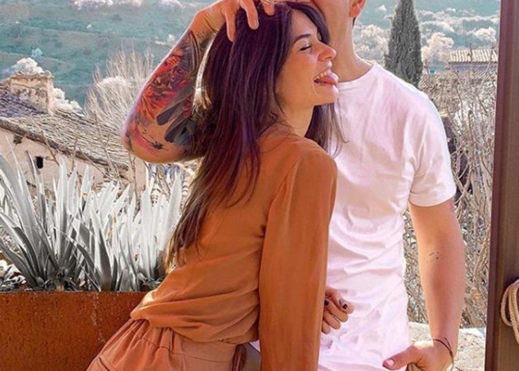 Estela Grande confiesa que hizo el amor con una tercera persona