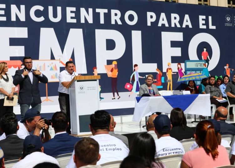 Ministro de Trabajo Rolando Castro ofrece oportunidades laborales en occidente