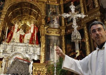Niña graba a un párroco para que le creyeran que era forzada a tener relaciones