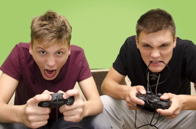 Menores de edad, solo podrán jugar 90 minutos al día en China