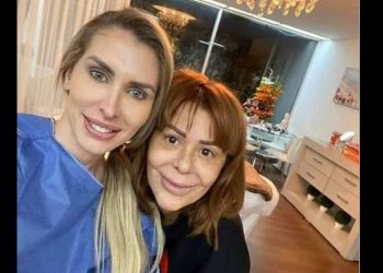 Alejandra Guzmán se vuelve tendencia en las redes tras mostrar su rostro con «una retocadita»