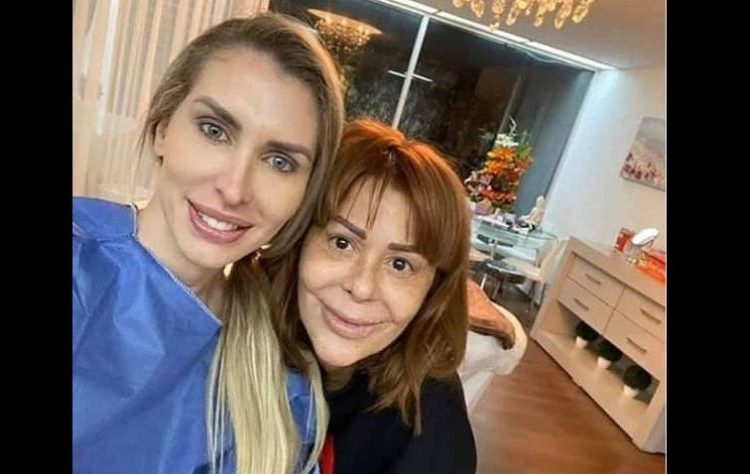 Alejandra Guzmán se vuelve tendencia en las redes tras mostrar su rostro con «una retocadita»