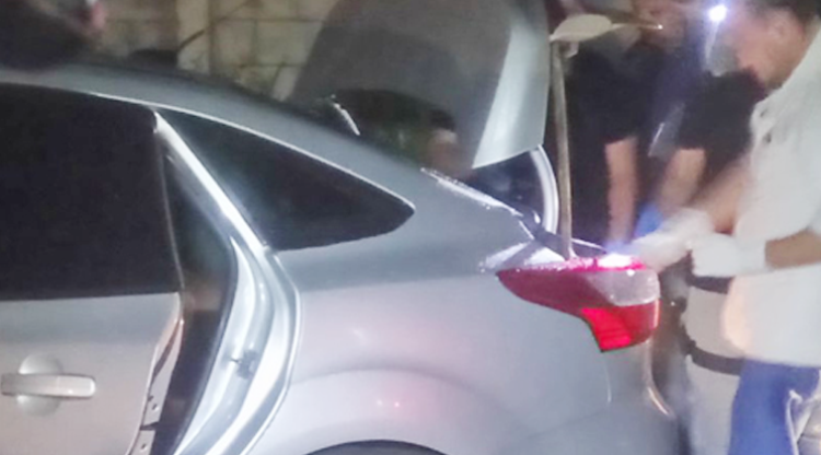 Conductor de UBER encuentra a su mujer oculta en el baúl del carro; quería saber si es infiel