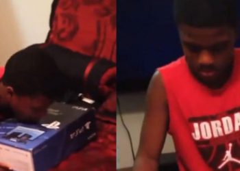 Padres engañan a su hijo haciéndole pensar que le compraron un PlayStation por Navidad