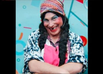 Graban a la Tenchis en acalorado altercado con modelo en los camerinos