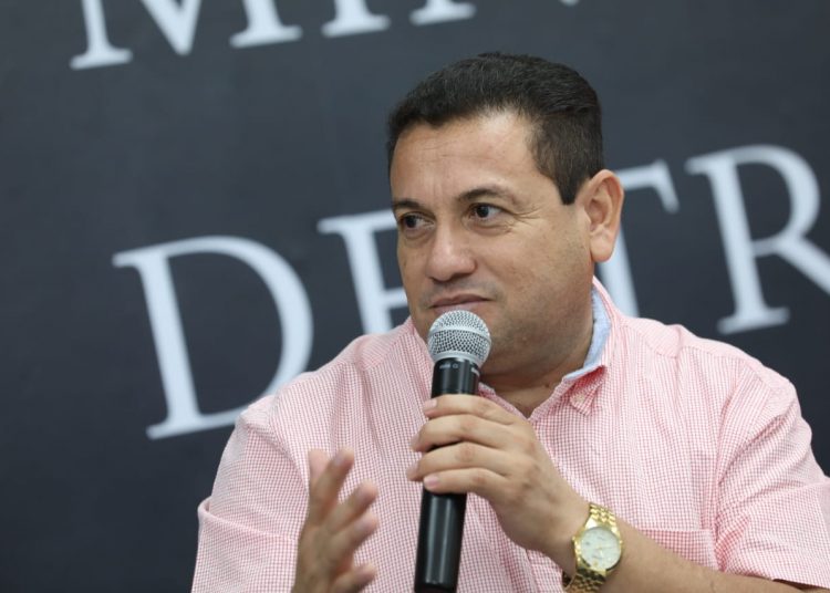 Chele este día se instala mesa tripartita para analizar y reformar propuesta de ley para la Función Pública