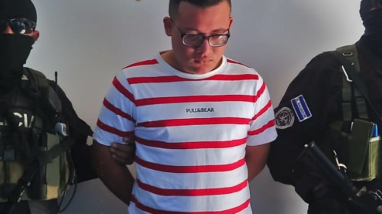 Cuerpos élite de la PNC capturan a alias “El Choco”, peligroso gatillero de la zona norte del país