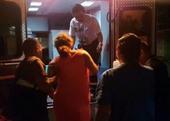 Jóvenes padres le pedían a Dios una hermosa bebé, pero él les manda gemelas