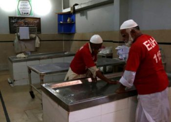 Mujer «resucita» en una morgue mientras lavaban su cuerpo para el funeral