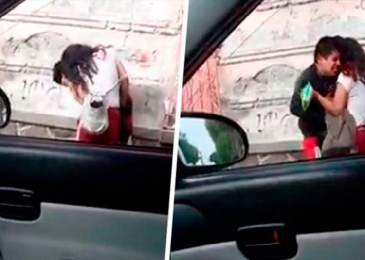 Captan a una joven golpeando a su novio a plena luz del día en México