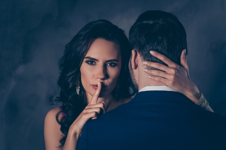 ¡Cuidado! Si te festejan el 13 de febrero podrías ser la amante