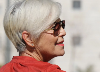 Expertos definen por qué salen canas en el cabello ante situaciones de estrés