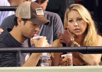 Enrique Iglesias y Anna Kournikova son padres por tercera vez