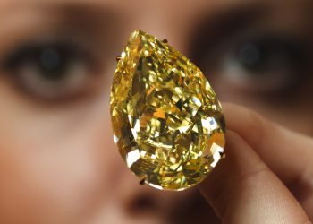 Convierten petróleo en diamantes