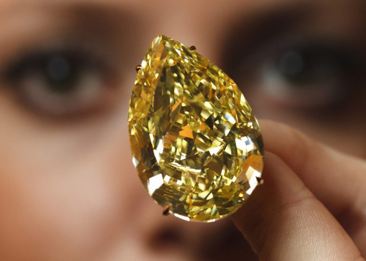 Convierten petróleo en diamantes