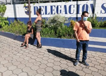 Capturan a médico del Hospital 1° de Mayo acompañado de dos supuestas trabajadoras del sexo