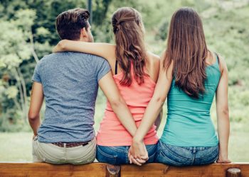 Por Infiel: Joven se involucra con mujer que tiene Covid-19 y todo el pueblo en Argentina queda en cuarentena