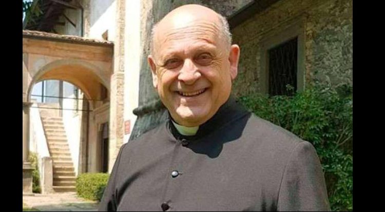Fallece sacerdote italiano tras donarle su respirador a paciente más joven con coronavirus