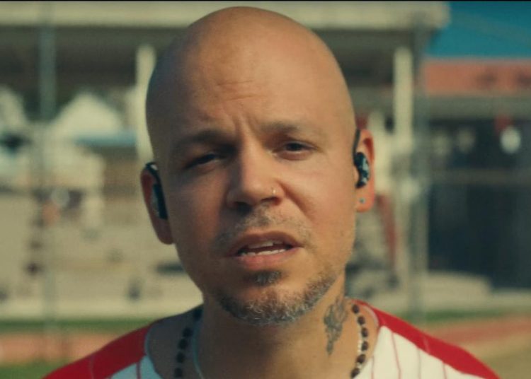 Residente: “Nayib Bukele es muy bueno de verdad. Tiene ideas nuevas”