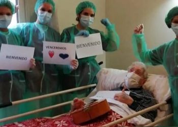 Abuelito de 98 años gana la batalla al coronavirus y se recupera