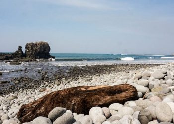 Así lucen las populares playas salvadoreñas en esta Semana Santa