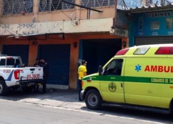 Hombre se quita la vida tras discutir con su acompañante en hotel de San Salvador