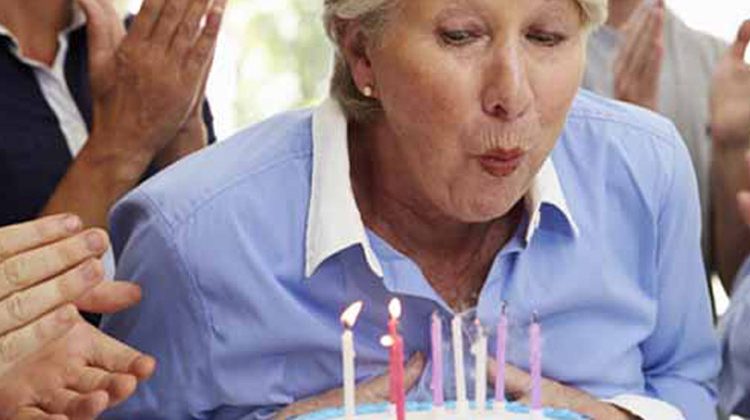 18 miembros de una familia dan positivo de COVID-19 luego de hacer una fiesta de cumpleaños