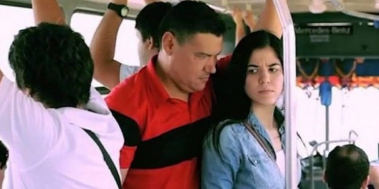 Congreso de Costa Rica aprueba ley contra el acoso callejero