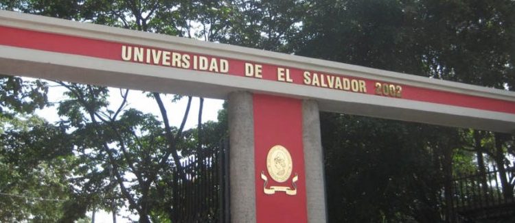UES planea mantener clases virtuales para el 2021