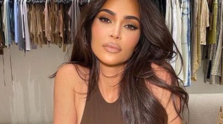 La foto de los seis dedos de Kim Kardashian que le ha dado la vuelta al mundo