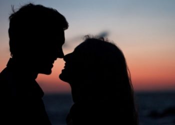 Las seis preguntas que puedes hacer para ‘dar un paso’ en tu relación