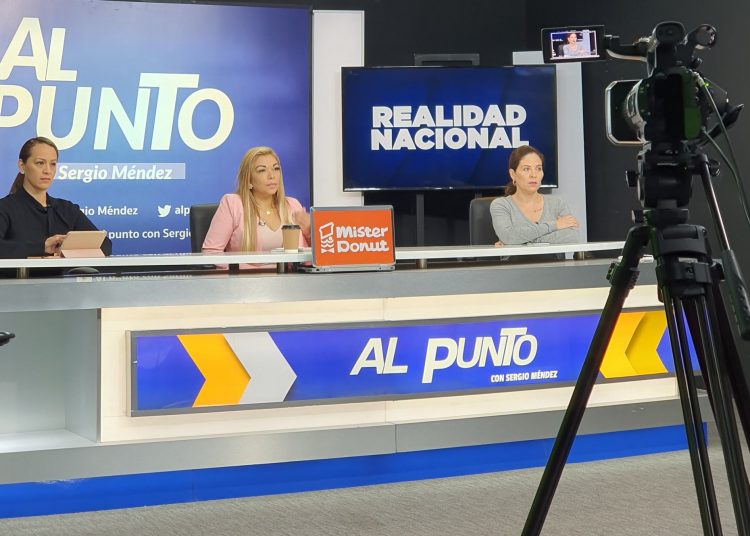 Candidata a Diputada Beatriz Olmedo genera confianza y aceptación en comunidades en San Salvador
