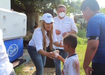 Apoyo incondicional en todo momento, pobladores agradecen a Beatriz Olmedo