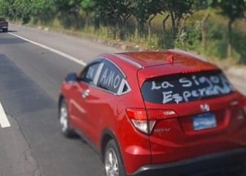 Salvadoreño no se resigna a perder al amor de su vida y le envía este mensaje