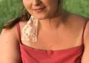 Maestra es enviada a prisión por meterse con dos de sus alumnos