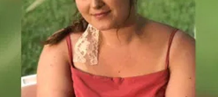 Maestra es enviada a prisión por meterse con dos de sus alumnos