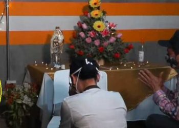 Aseguran aparición de la Virgen de Guadalupe en un parqueo