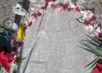 México: Aparece silueta de la virgen de Guadalupe en pavimento