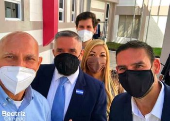 Beatriz Olmedo acompañó al Pastor Toby junto a miembros de la Alcaldía de SS. a la inauguración del “Taber central”