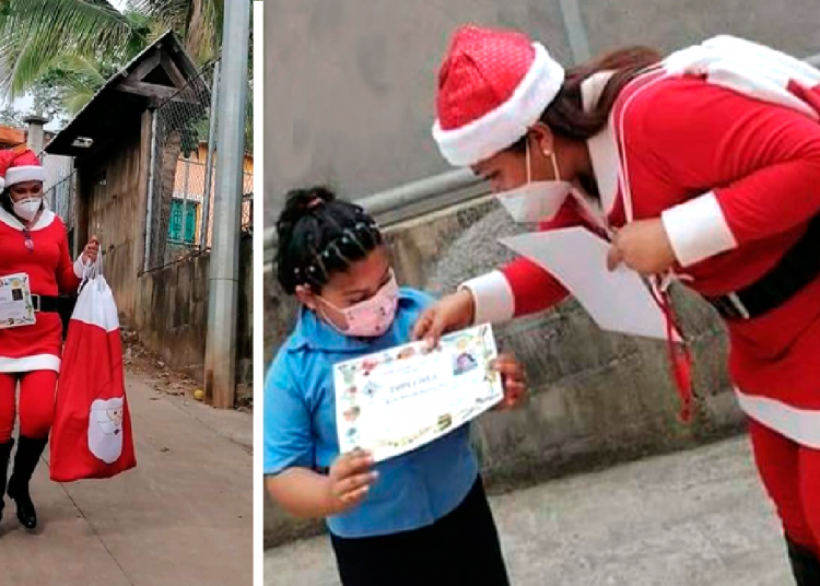 Maestra se disfraza de Santa Claus para entregar los diplomas a sus alumnos en Chiltiupán