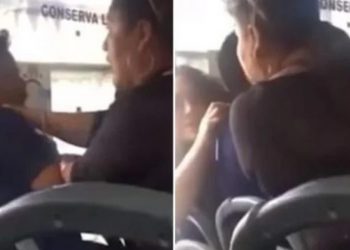 Hombre recibe buenos “trancazos” de su esposa y suegra al ser descubierto con la otra al interior de un bus
