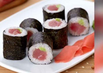 Mujer sufre de alucinaciones luego de haber comido sushi 5 días atrás