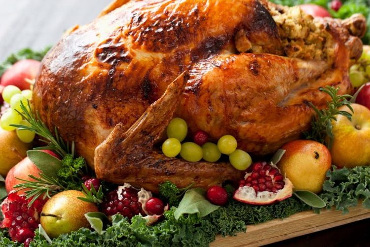 Un exquisito pavo frito para celebrar en estas fiestas navideñas