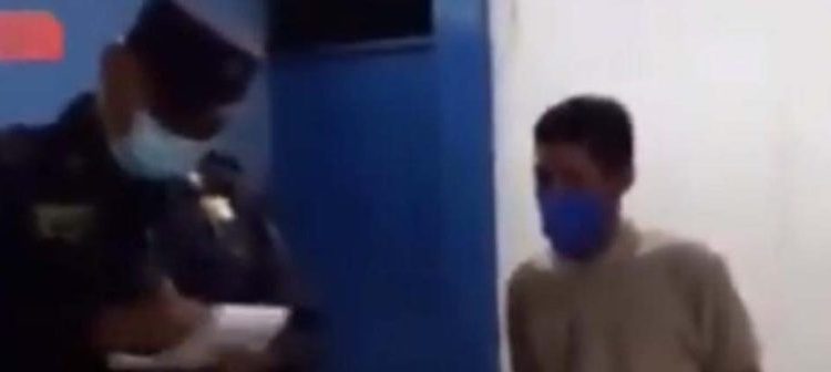 Retiran a miembro de JRV pasado de copas que llegó a centro de votación en La Libertad