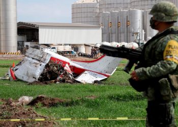 Nieto de ‘El Señor de los Cielos’ fallece al desplomarse avioneta en un campo de cultivo