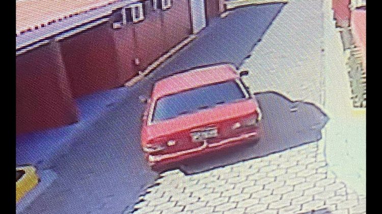 Denuncian a pareja que ingresó a popular Auto hotel de Sonsonate para robar un costoso TV plasma