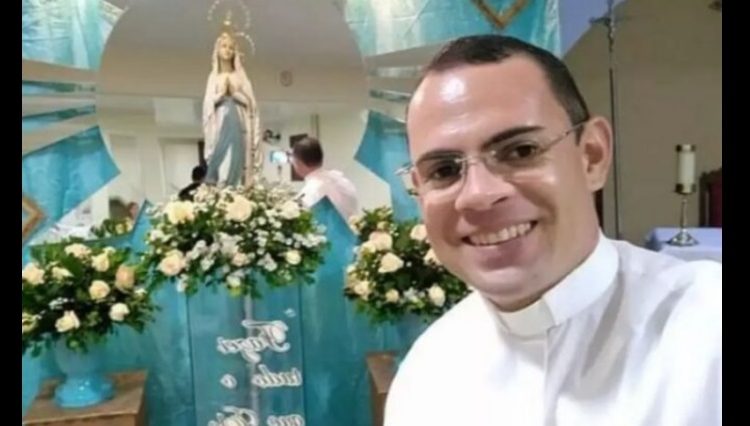 Sacerdote fallece ahogado por salvarle la vida a niño y una mujer