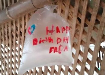 Niños usaron bolsas de plástico como globos para festejar el cumpleaños de su papá: Por este gesto todos recibieron una sorpresa