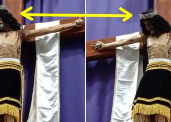 Increíble vídeo de una figura de cristo moviendo la cabeza durante una misa